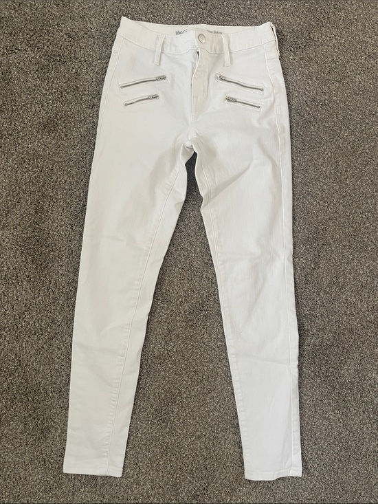 Mossimo Supply Co. Denim - Mossimo Supply Co. White Skinny Jeans with Front Zip Details